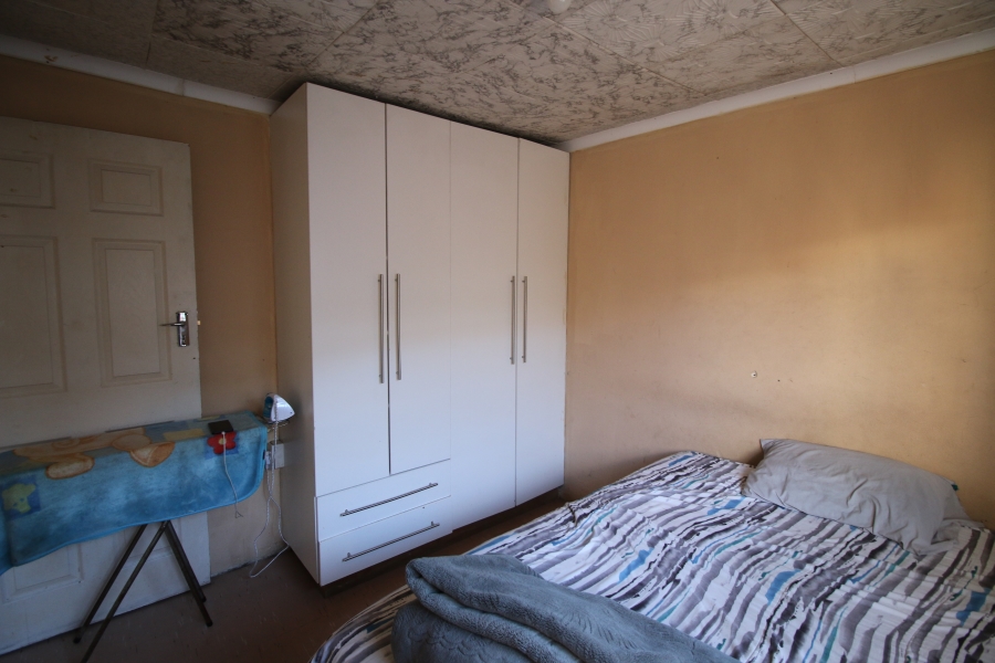 5 Bedroom Property for Sale in Mdantsane Eastern Cape